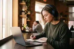 Online Self-Study Success: How To Stay Motivated And Never Quit Halfway