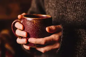 Evening Tea Reflections: How A Simple Ritual Helps Us Reconnect With Ourselves After Work