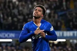 Stunning Transfer News: Manchester United Secure Chelsea’s £50 Million Versatile Star Player