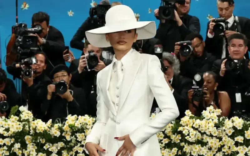 Zendaya admite que ‘muchas personas’ fueron engañadas por fotos falsas generadas por IA de su boda con Tom Holland