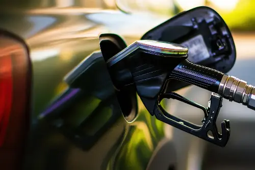 Kurangkan Kos Minyak Kereta Anda: Tips bijak pemanduan harian supaya jimat sepanjang tahun ini