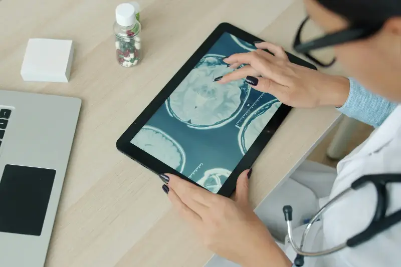 Como a Inteligência Artificial Está Transformando a Medicina: Inovações Que Salvam Vidas
