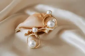 From Ocean Mysteries To Royal Jewels: Fascinating Secrets Behind The World’s Most Coveted Pearls