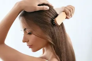 ヘアブラシ素材の違いで仕上がりは変わるか