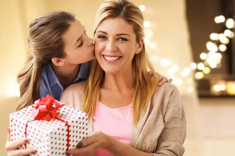 Seven Thoughtful Mother’s Day Gifts That Speak Volumes Without Saying A Word