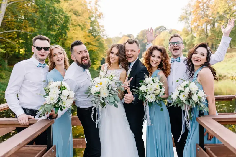 ¿Tienes una Boda? 15 Vestidos y Colores que Siempre Triunfan