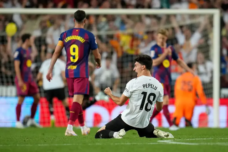 Valencia Defies Barcelona In Dramatic Win But Misses Out On European Glory