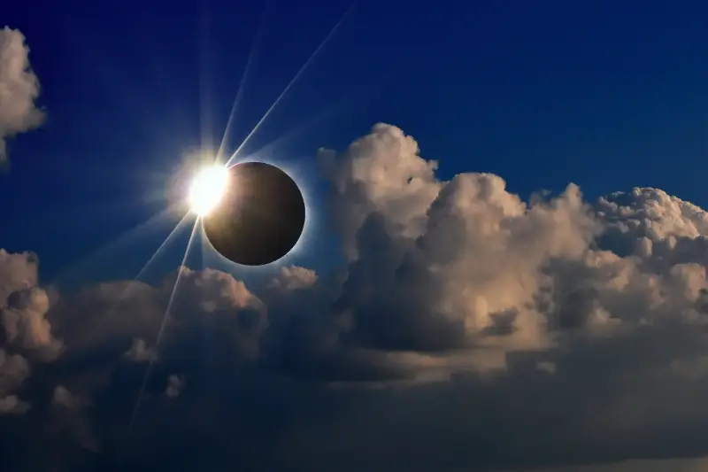 Seguridad Ante Todo: Guía para Observar un Eclipse Solar sin Riesgos