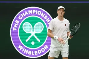 Jannik Sinner Faces Unprecedented Pressure As He Begins First Wimbledon Title Defense Journey