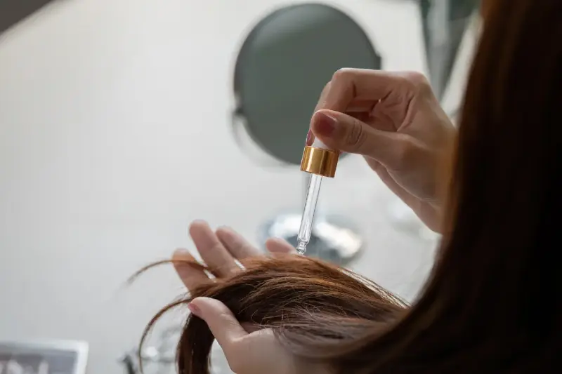 Protege tu Cabello del Sol: Secretos para un Pelo Radiante en Septiembre