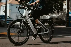 From Trend To Necessity: How E-Bikes Are Transforming Urban Mobility Across Continents