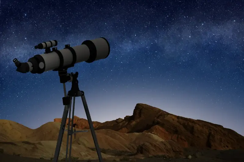 Télescope au sol ou spatial : deux façons complémentaires de lire l'univers
