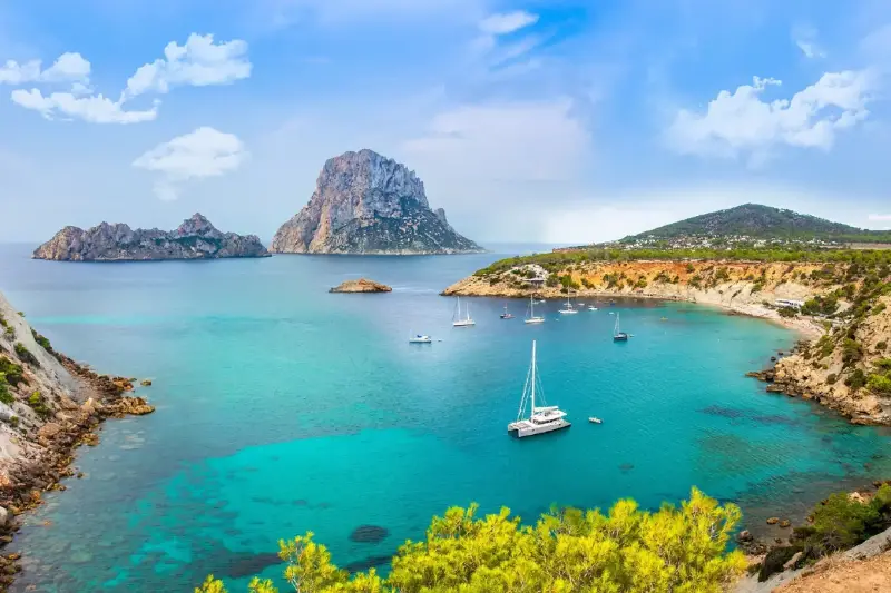 Ibiza Infinita: Novedades de un Verano que No Querrás Perderte