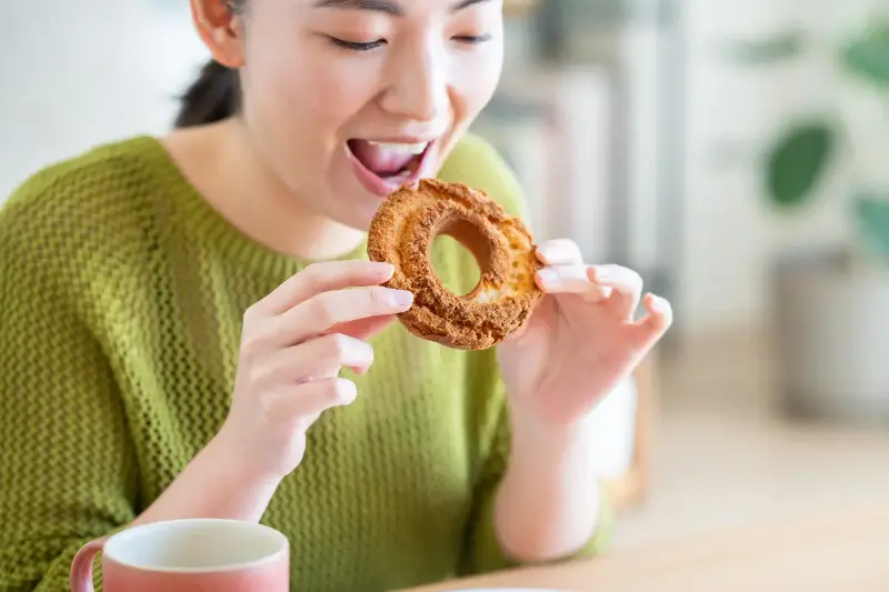 ドーナツの小さな魔法：ひと口で気分が変わる理由