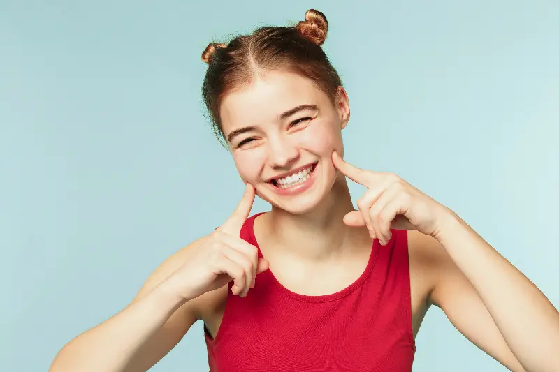 三秒微笑緩解緊張有感