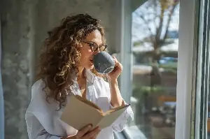 朝の静かな時間が自己効力感を高める理由