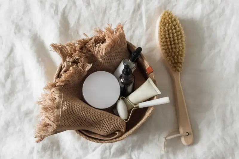 Cepillos Faciales de Drenaje: La Herramienta que Desinflama y Supera al Gua Sha