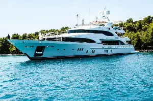 Living On A Private Yacht: Paradise Dream Or Financial Nightmare Unveiled