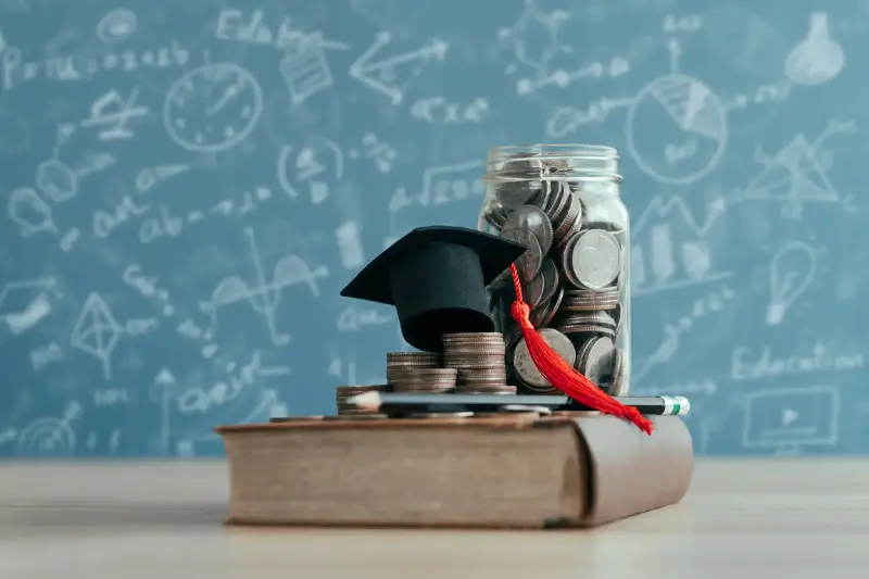 Educación Financiera: Preparando a Nuestros Hijos para un Futuro Sólido