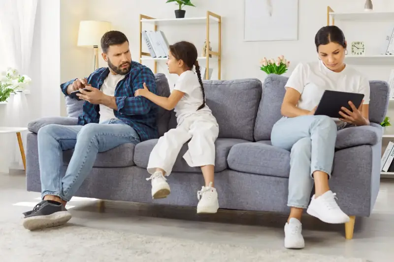 Cómo nos roban la atención sin que lo notemos: alerta de un experto en meditación