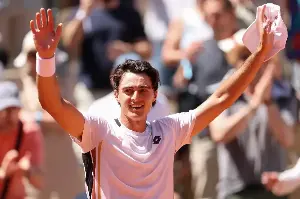 Stunning Upset In Paris As Adam Walton Topples Daniil Medvedev