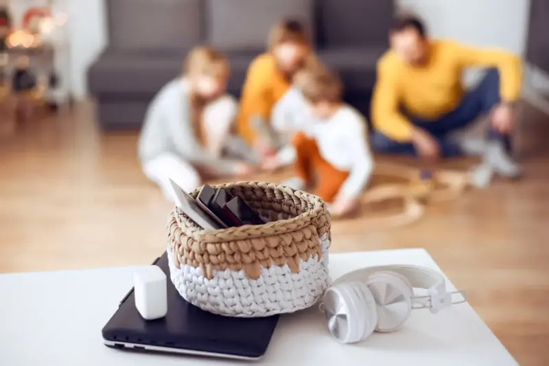 Guía para padres: del contrato familiar al detox digital antes de dormir