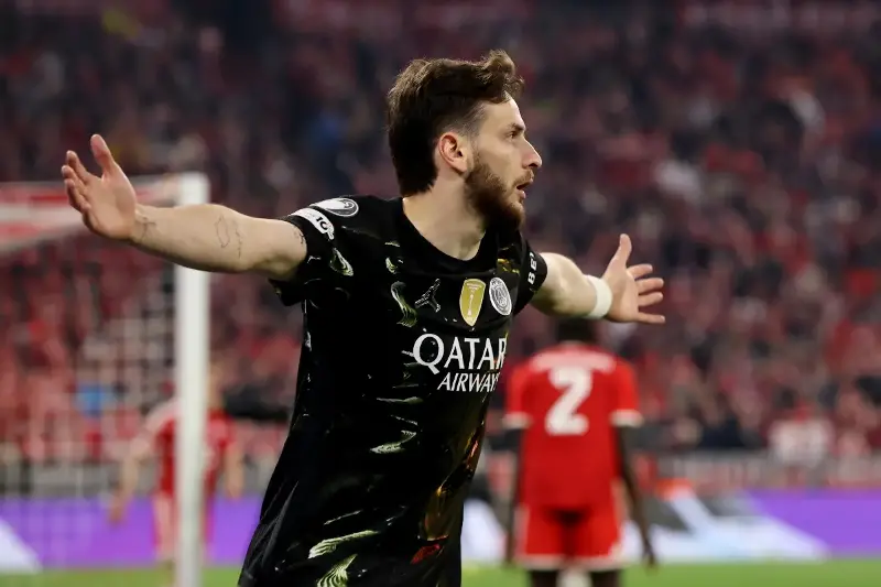 PSG Superstar Kvaratskhelia Enters Champions League History Books By Defeating Bayern
