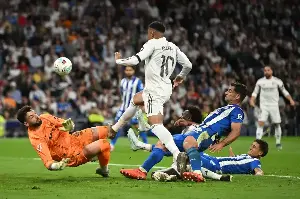 Mbappe on mark as Real sinks Alaves