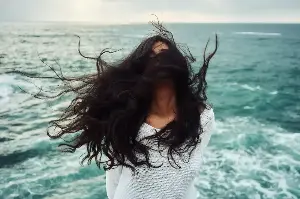 How To Build Resilient Hair: Proven Methods For Strengthening From Scalp To Tips