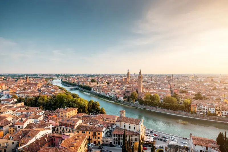 Ocho Rincones de Verona para Enamorarte Más Allá de San Valentín