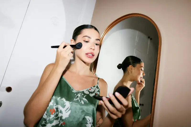 Escolher pincéis de maquiagem adequados