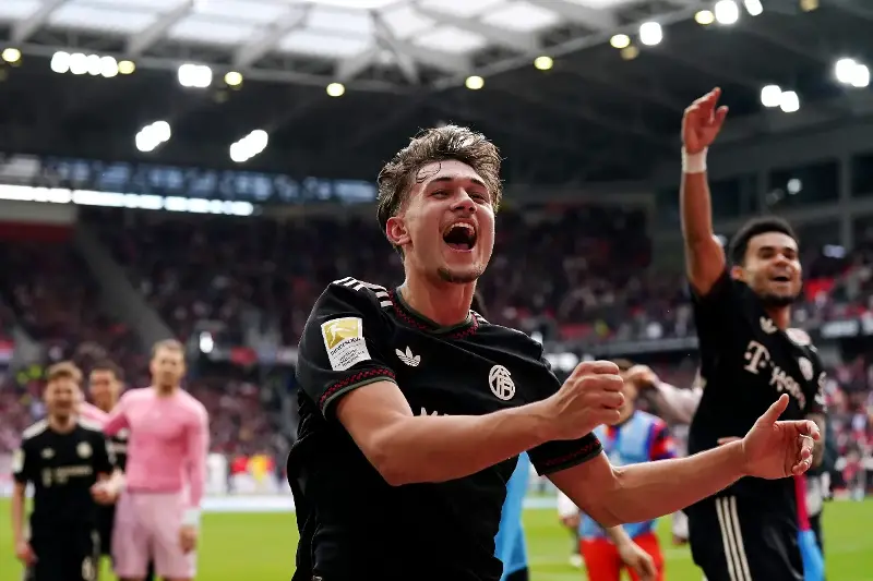 Freiburg 2-3 Bayern Munich: Karl's last-gasp winner completes stunning late comeback