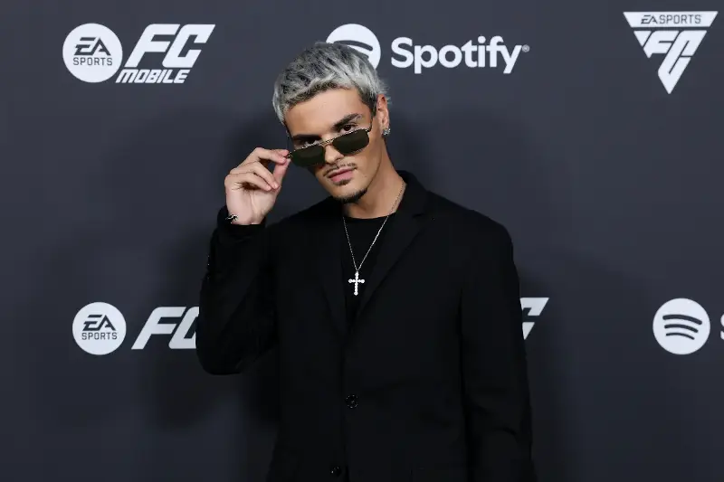 Abraham Mateo: Discografía y Colaboraciones del Artista Promesa de España