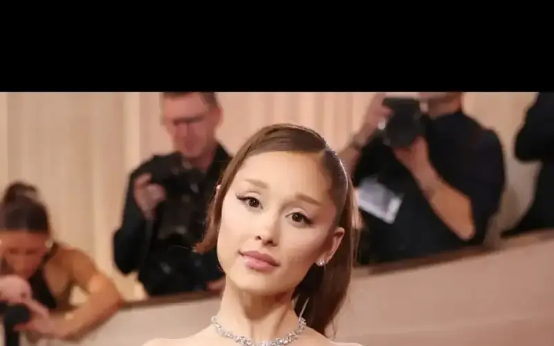 Ariana Grande es vinculada sentimentalmente con su exnovio Ricky Alvarez, 10 años después de su ruptura