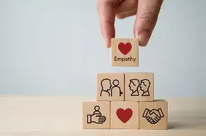 ¿Por qué nos odiamos si estamos hechos para conectarnos? "Nuestro cerebro no maneja tanta complejidad"