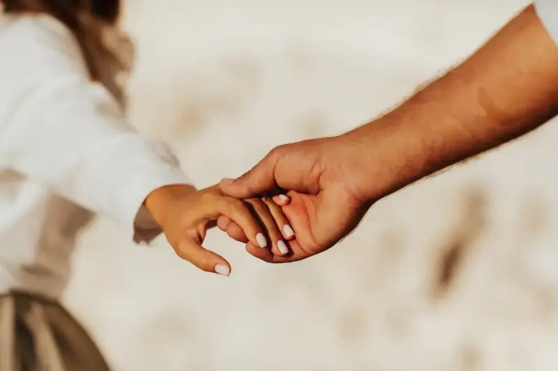 Plan B en el Amor: Lo que Revela de Ti y No Quieres Escuchar