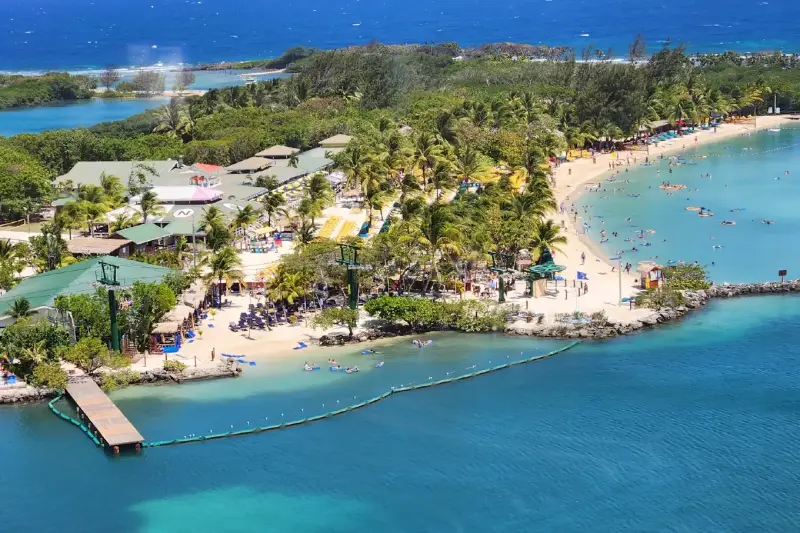 Roatán: El Paraíso Secreto de Honduras sin Señales de Tráfico