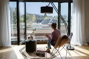 The Ultimate Home Decluttering Guide: Simple Secrets to Endless Space and Peace