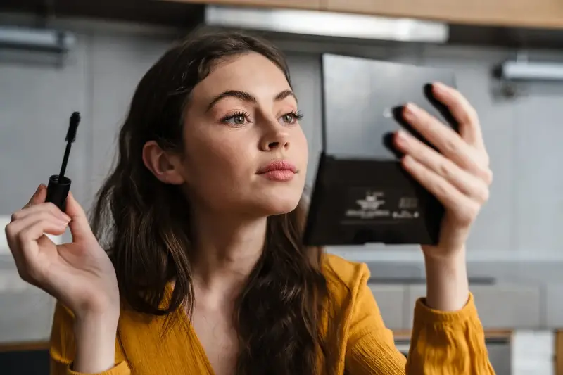 Descubre si Eres una Chica Glow o Mate en el Mundo del Maquillaje