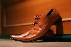 Never Be Fooled Again: One-Minute Tricks To Identify Real Versus Fake Leather Shoes