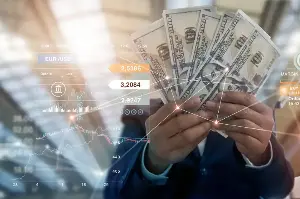 Döviz Kuru Dalgalanmalarında Kazanç Stratejileri: Dolar/TL’de Arbitraj Fırsatları