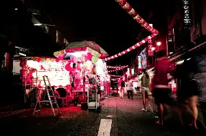 The Top Five Asian Street Foods 🍜 Bringing Comfort, Culture, And Wanderlust To Every Hungry Traveller 🎒