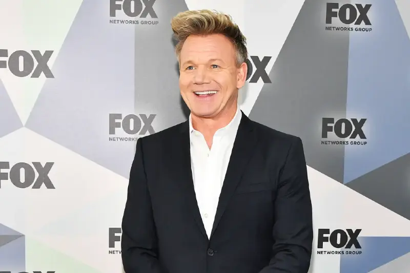 Mangiare all’estero con lo spirito di Gordon Ramsay: ristoranti autentici, menu acchiappaturisti e assaggi coraggiosi senza guai allo stomaco in vacanza