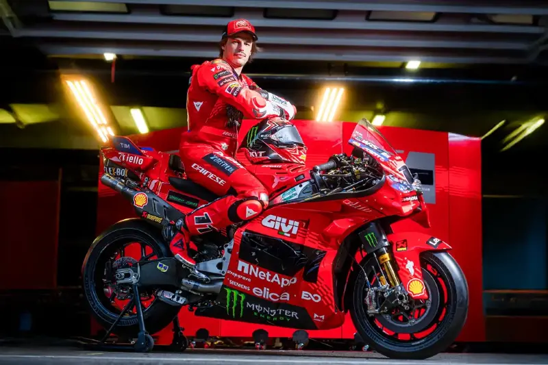 Superbike vs Motogp: la bataille des records et des motos quasi de série