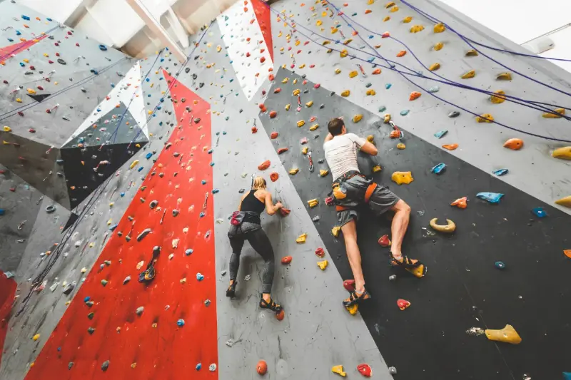 Escalada: el deporte que desafía tus límites y conquista nuevas alturas