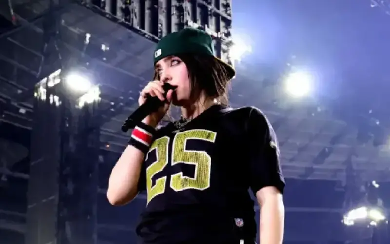 La madre de Billie Eilish, Maggie Baird, agradece a Justin Bieber por hacer realidad el sueño de su hija en Coachella