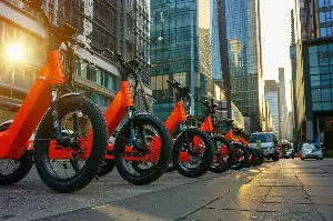 Micro-Mobility Trends in Modern Smart Cities: Bicycles, E-Bikes, and Infrastructure