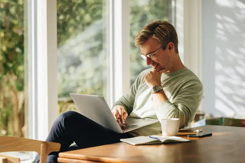 ノートパソコン重量の違いが持ち運びに与える影響