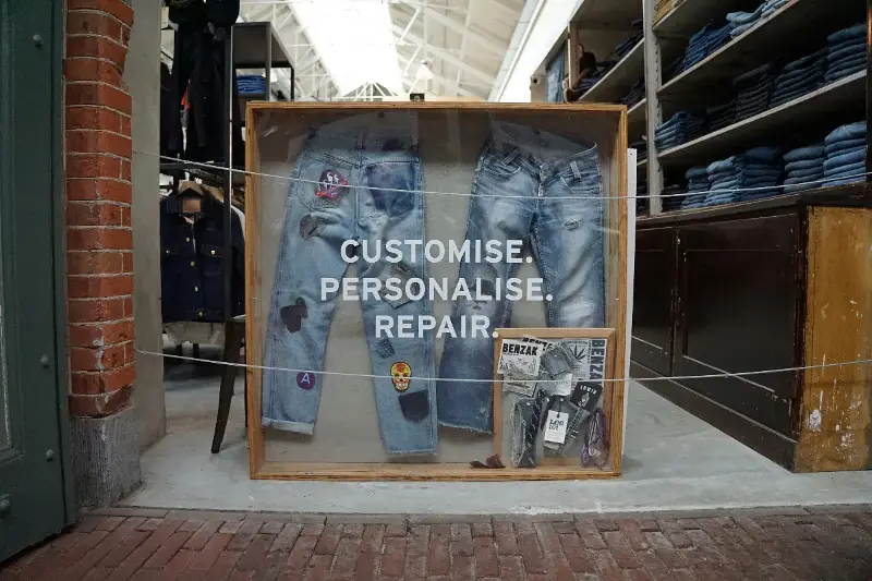 Jeans mit Geschichte: Flicken zeigen Stil