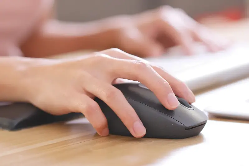 マウス操作を快適にする感度調整のポイント